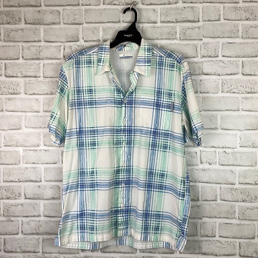 Columbia PFG Short Sleeve Plaid Button Up Shirt Size Small Sport Shirt